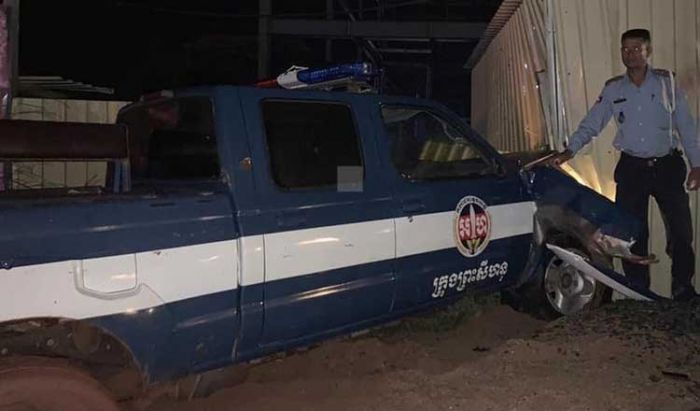 シアヌークビル軍警察が飲酒運転事故、1名死亡