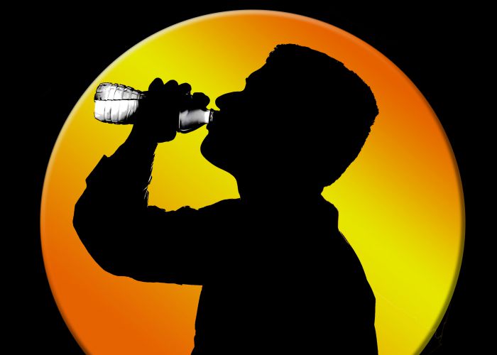 カンボジアで熱中症にならないための予防策は？ 現役医師が解説