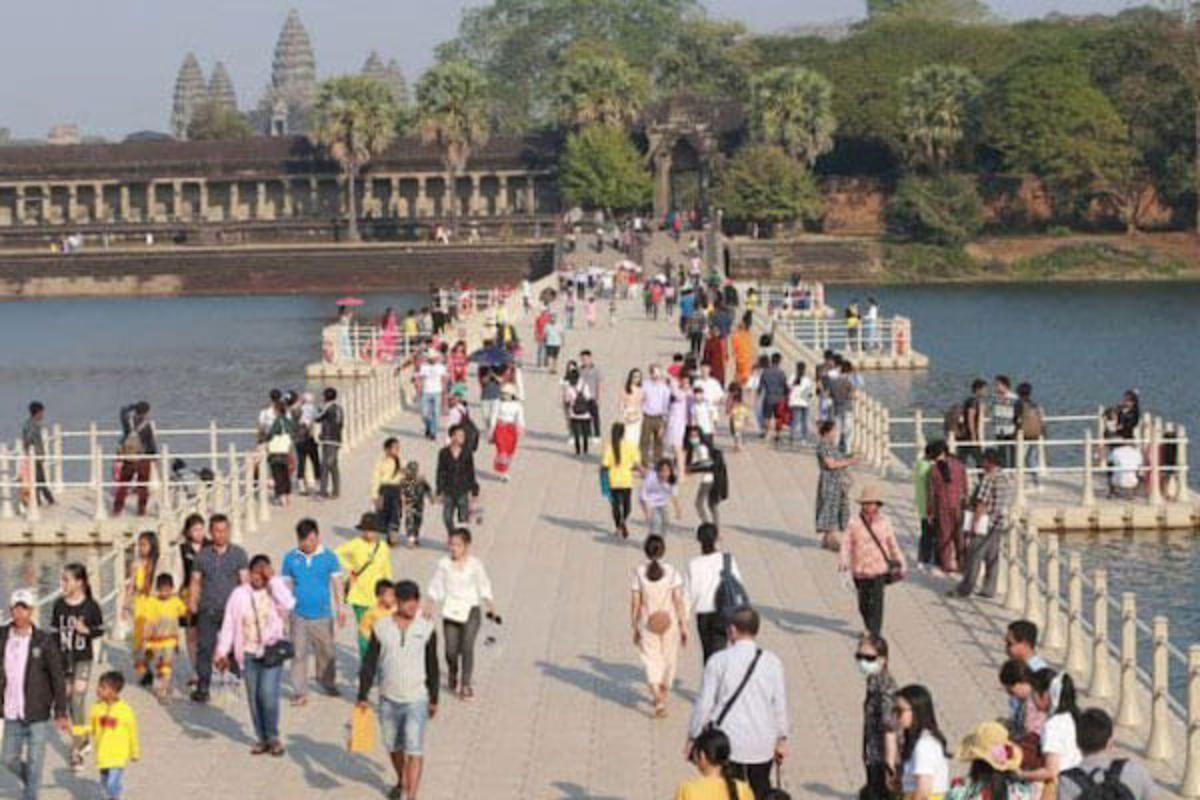 カンボジアに観光客戻り始める、旅行業協会は労働者の復帰呼びかけ