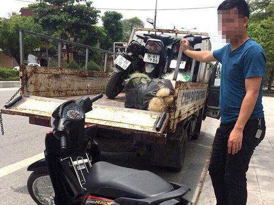 タインホア省警察、漁網を使用しスピード違反者を検挙か