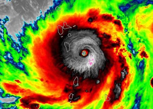 8月、東海から台風直撃か