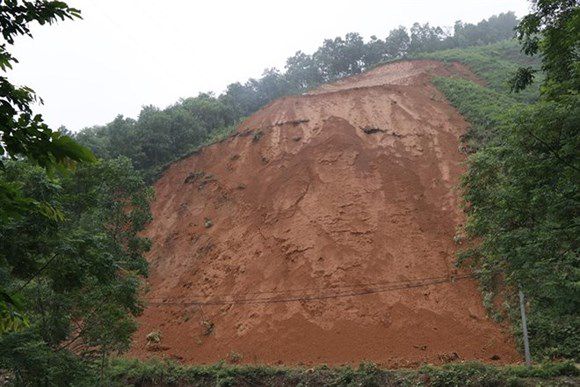 ベトナム北部で発生した洪水や土砂崩れで6人死亡