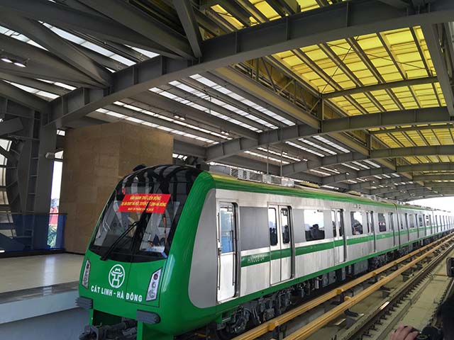 ハノイ初の都市鉄道、計画から大幅な遅れ