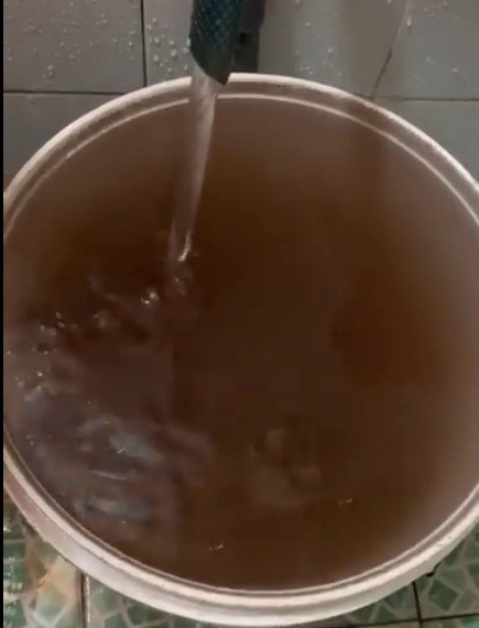 ダナンで水道水が茶色に、住民から不満の声