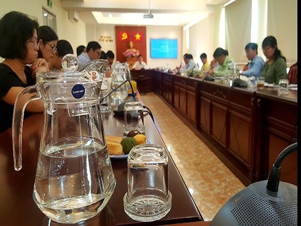 人民委員会：ホーチミン政府機関でのプラスチック製品削減