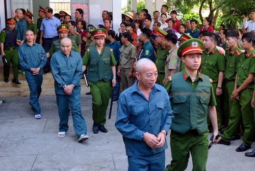経済特区法のデモ中に暴動、30名に懲役刑