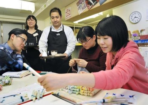 外食業での新在留資格、ベトナム人合格者は200人以上