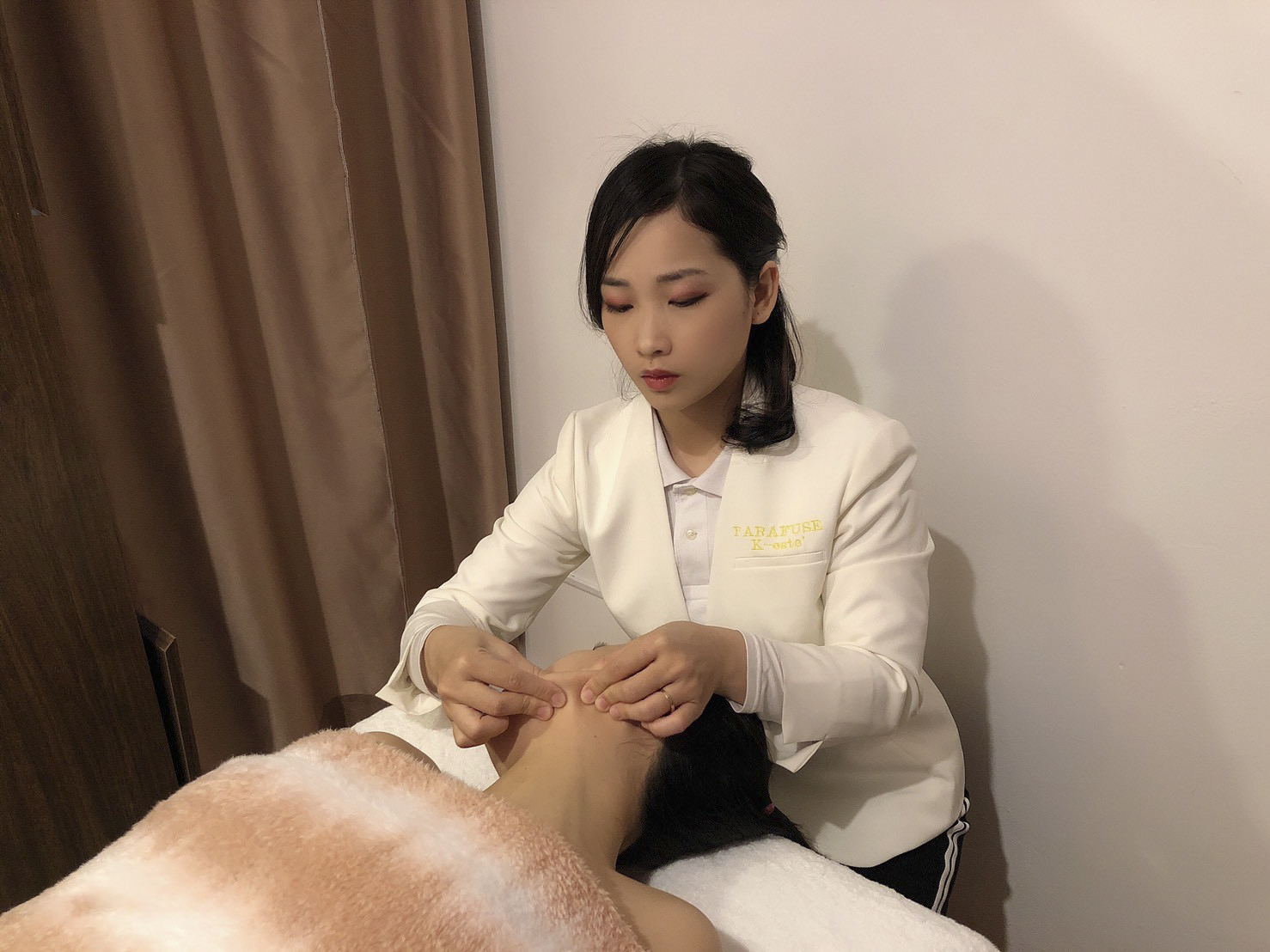 ハノイ「KUKAI」内にオープンの小顔矯正エステ