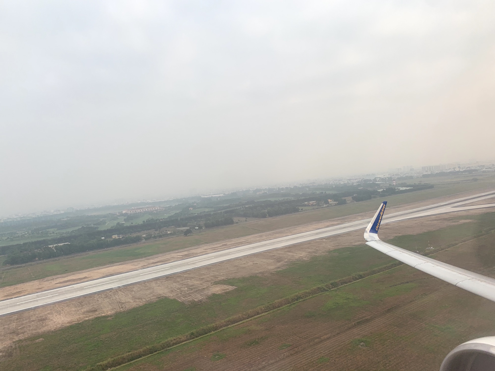 ベトトラベル航空第1便に搭乗!