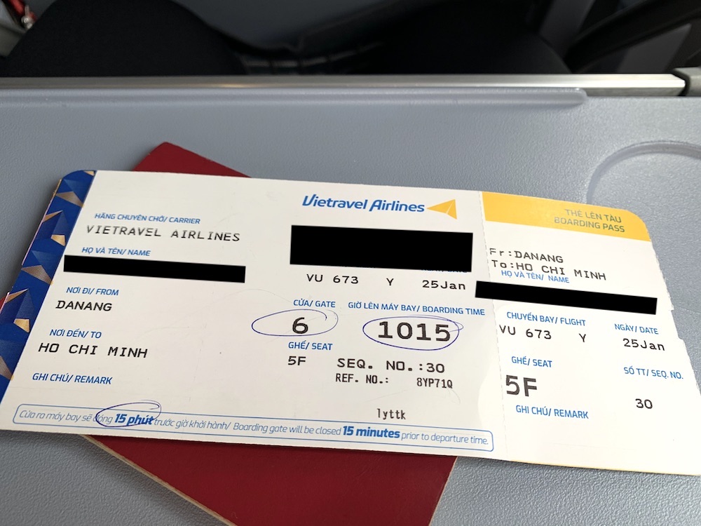 ダナン空港で受け取ったVietravel Airlinesの搭乗券