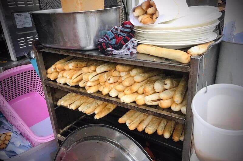 ハイフォン名物バインミーカイ