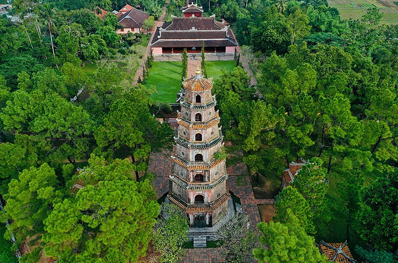 フエのティエンムー寺