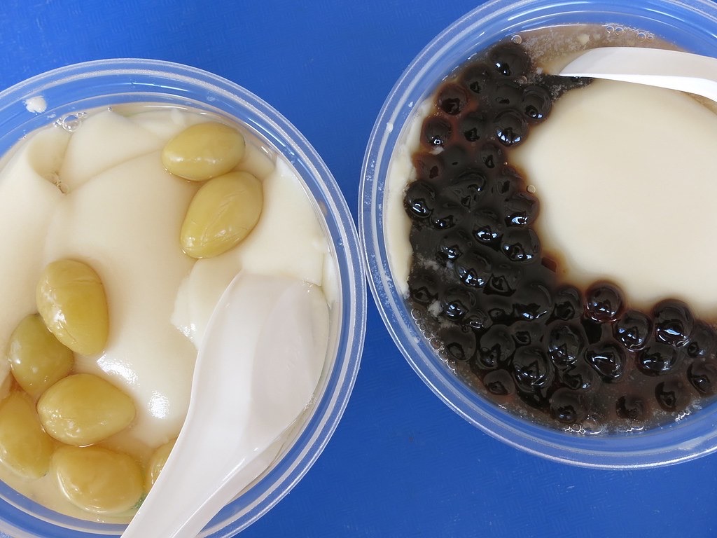 タウフー ベトナムの豆腐デザート