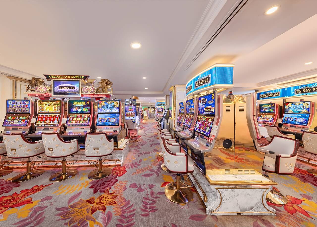 Vegas Club(Caravelle Saigon内)