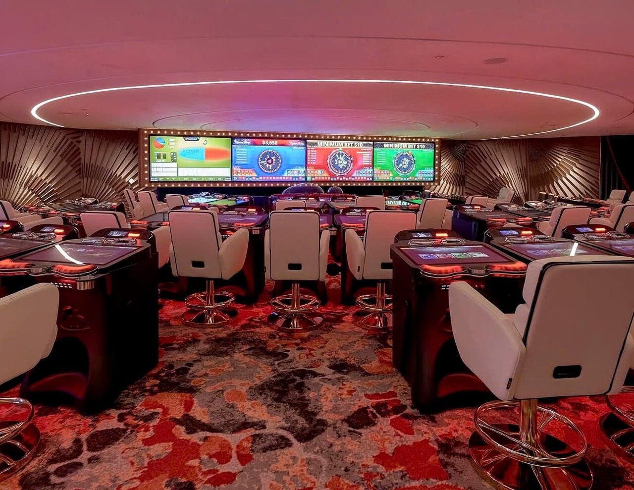 COSMO CLUB(Rex Hotel内)