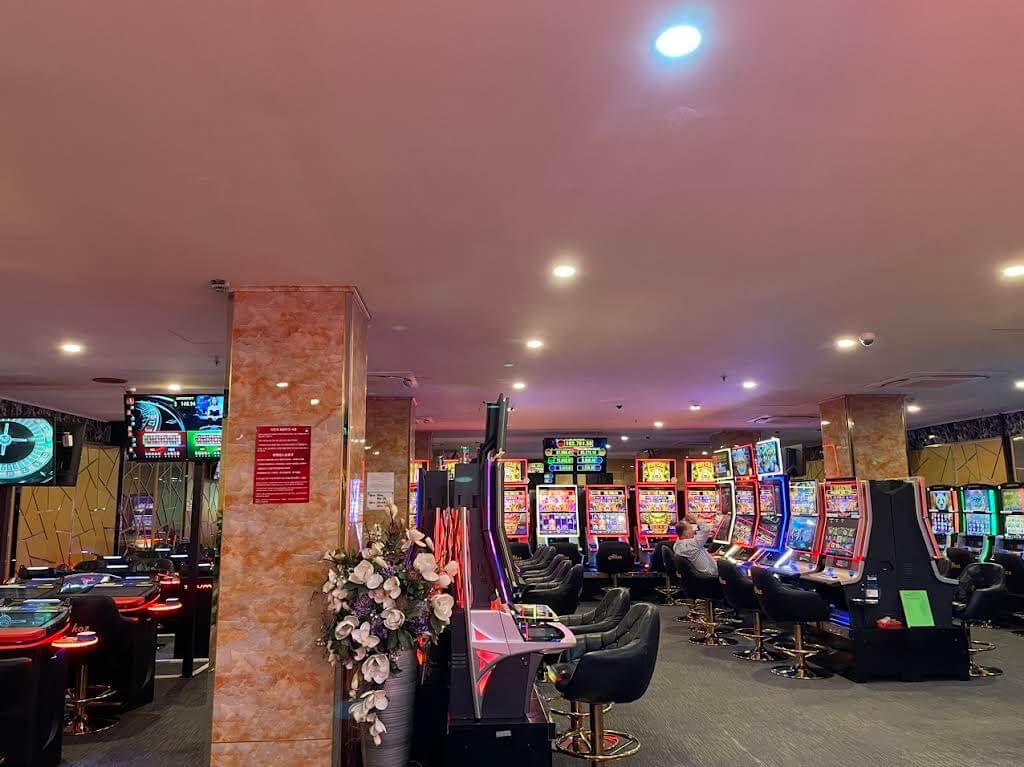 Club Ace 21 E-Gaming(Eastin Grand Hotel Saigon内)