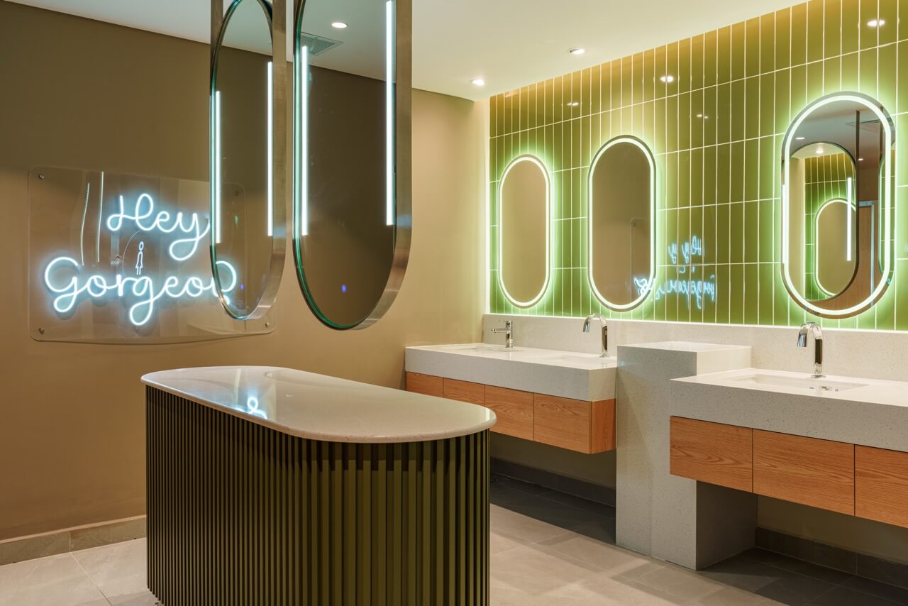 イオンベータ セントラル プレミアムのTOTOトイレット