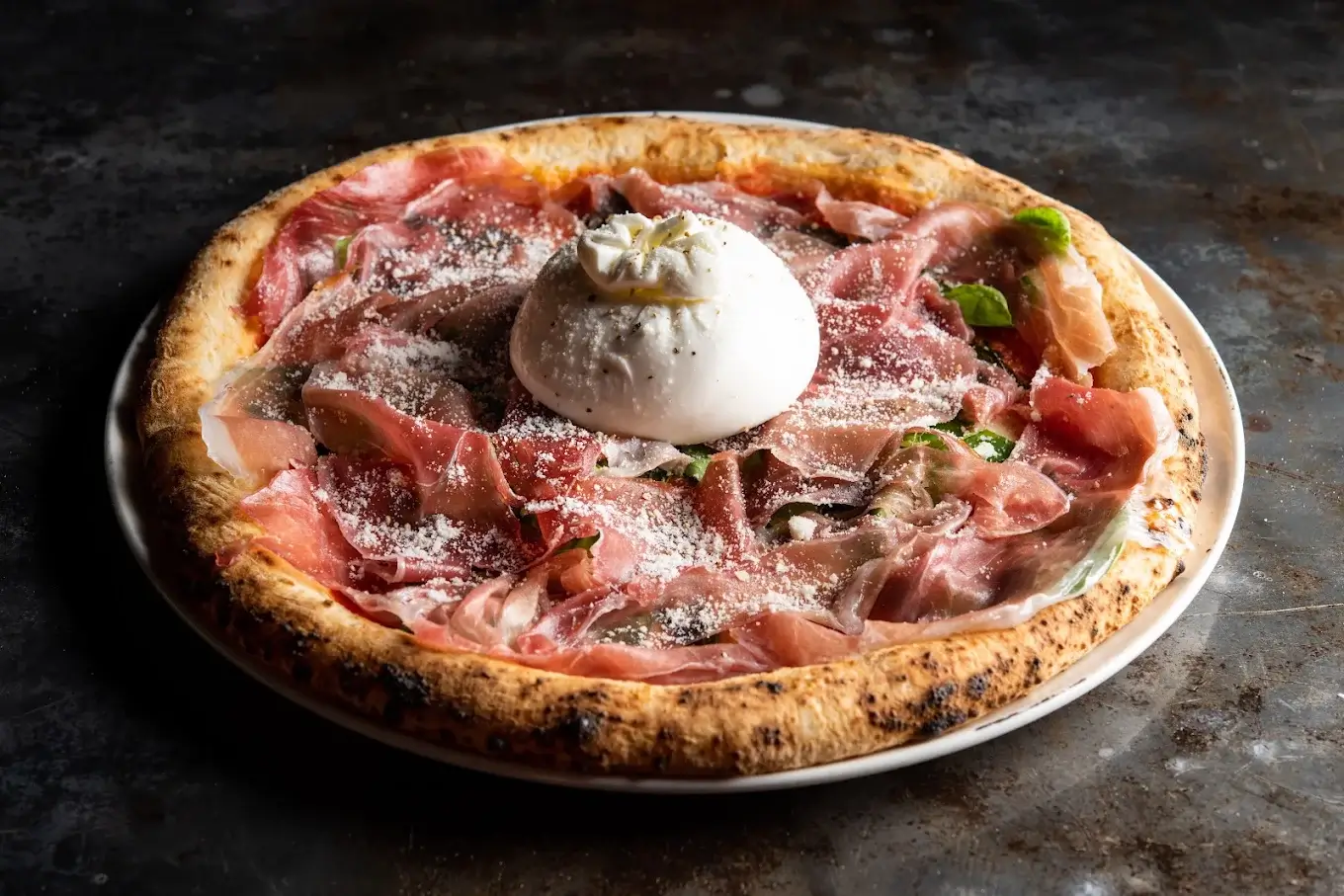 Pizza 4P’s Tràng Tiềnの店内