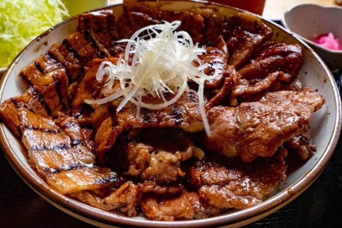【2021年10月オープン】帯広豚丼 炭火焼 「とんたん」
