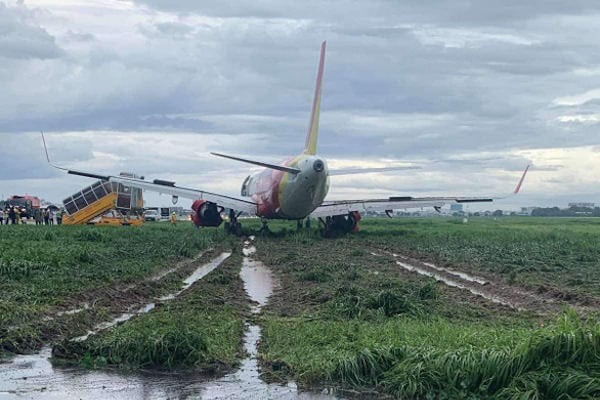ベトジェットが着陸失敗、ホーチミンで滑走路封鎖