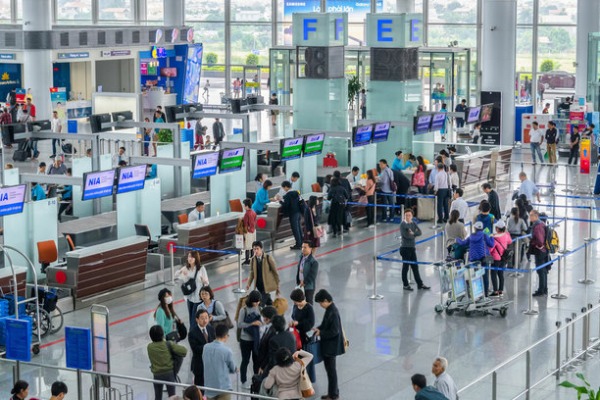 ベトナム空港社、利益80%減　コロナ直撃