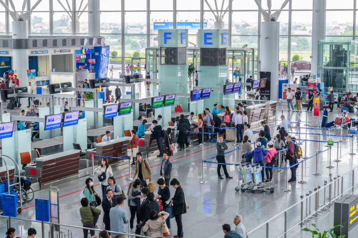 ハノイ・ノイバイ国際空港、乗客の健康管理を強化、2段階検査に