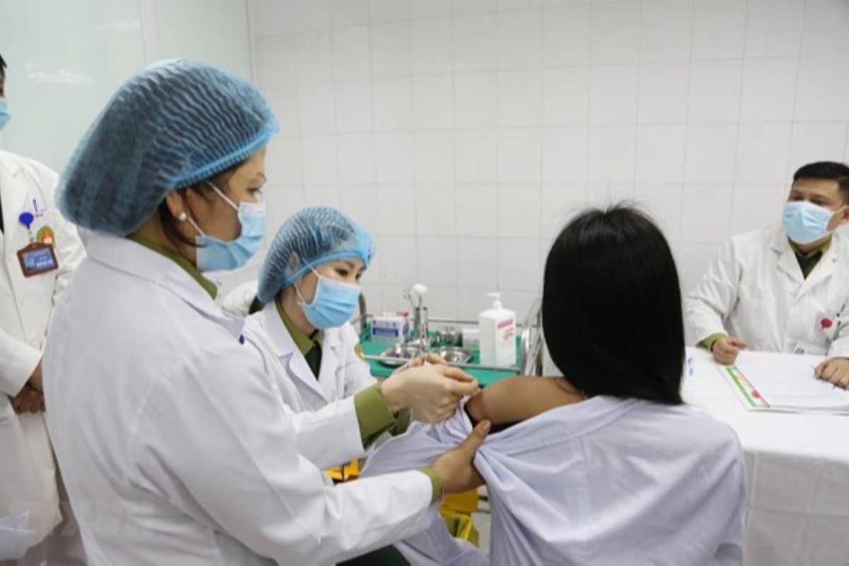 ベトナム保健省、アストラゼネカワクチン緊急使用許可