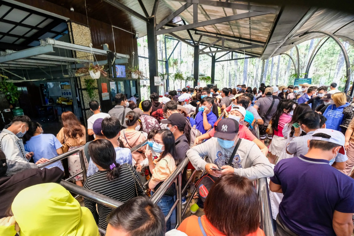 ベトナム大型連休、ダラットには12.5万人 　国道で大渋滞も