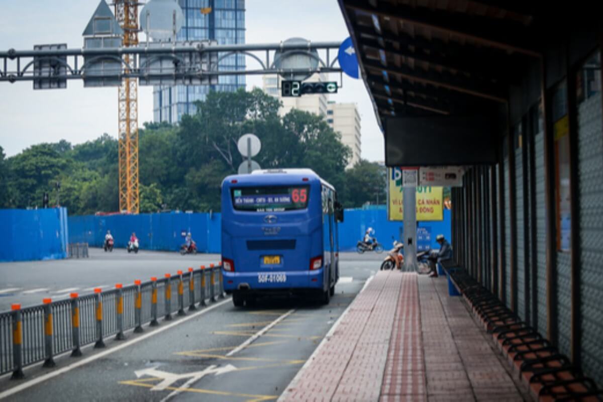 ホーチミン市、路線バスの完全再開を提案