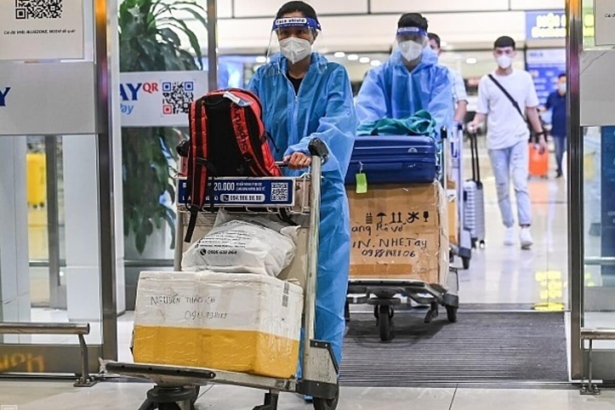 ホーチミン市・カントー市発のフライト、搭乗客は陰性証明書が不要に