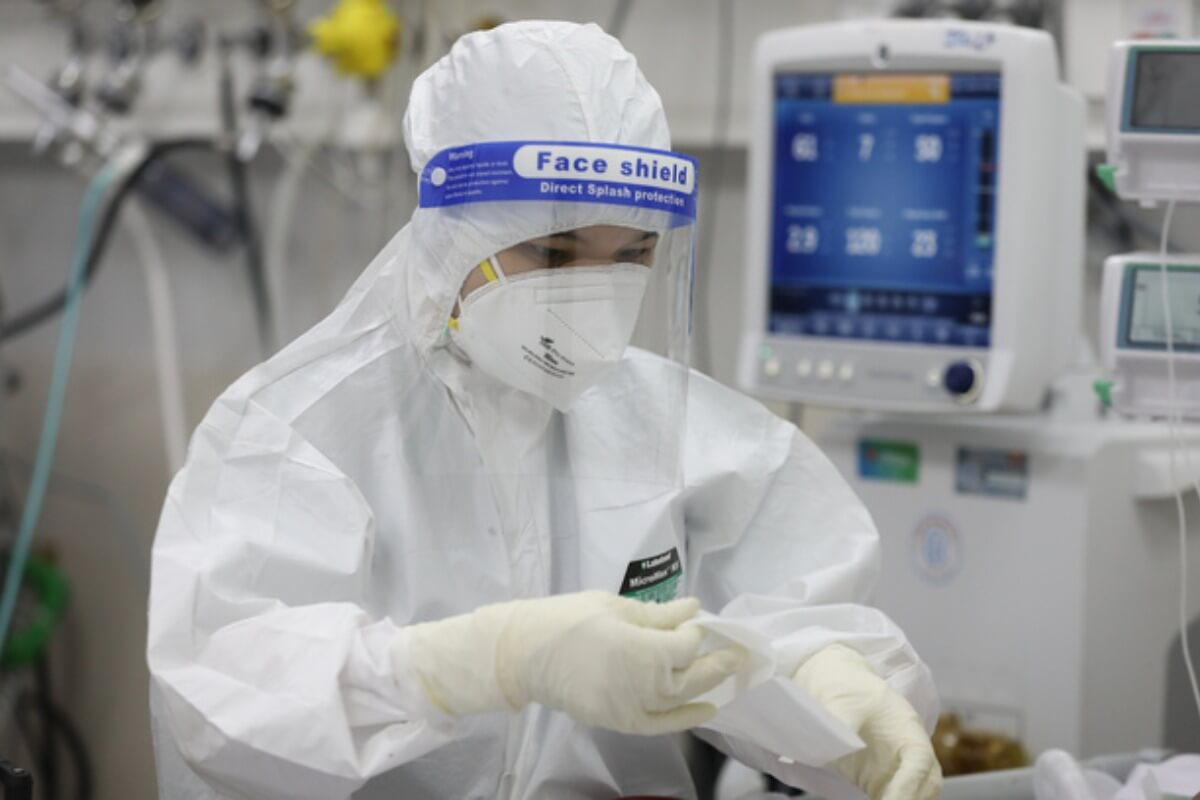 ベトナム：新型コロナ感染者1万6725人　13日