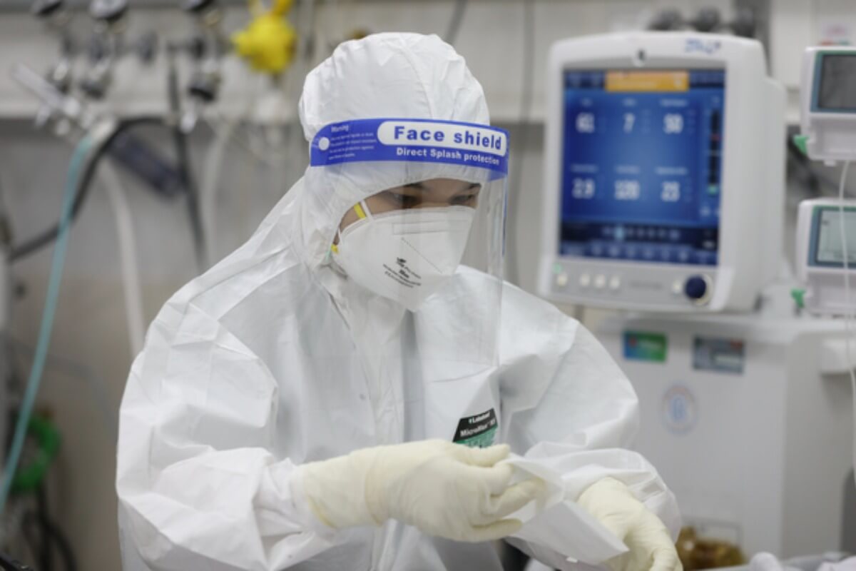 ベトナム：新型コロナ感染者1万6838人　18日