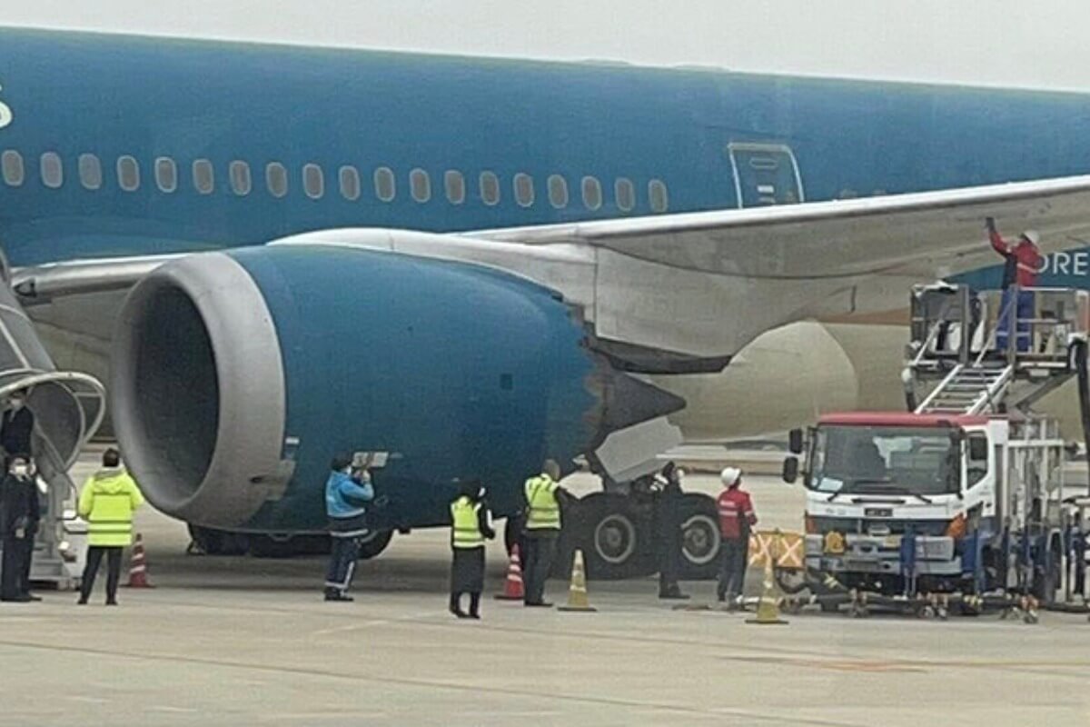 ベトナム航空成田発ハノイ行きに脅迫電話、日本人男性を告訴