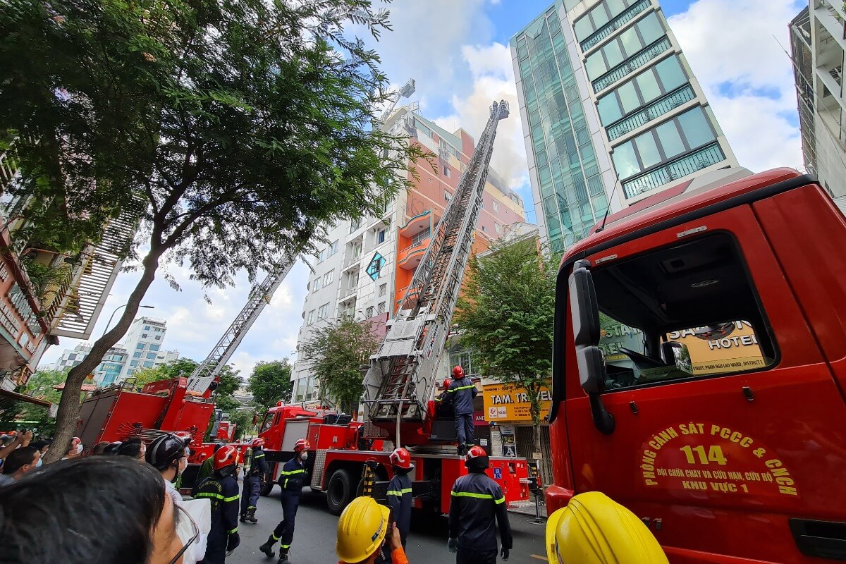 ホーチミン市中心部のホテルで火災、3人無事救出