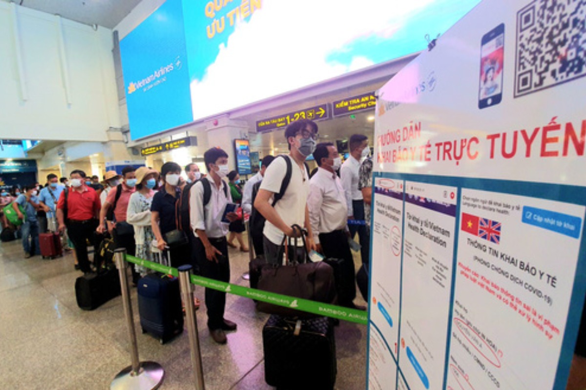ホーチミン市、空港到着時の「健康申告」停止を提案