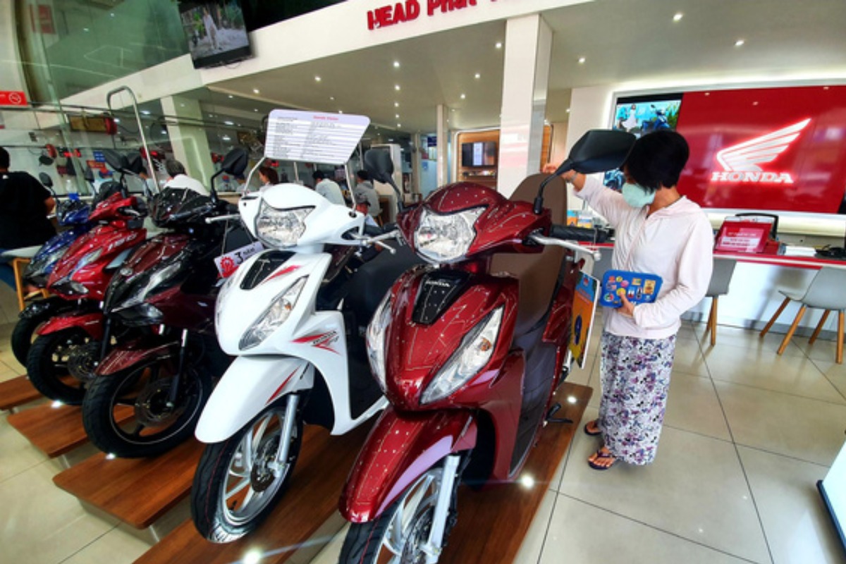 ホンダのバイクが品薄、販売店が値段を吊り上げる