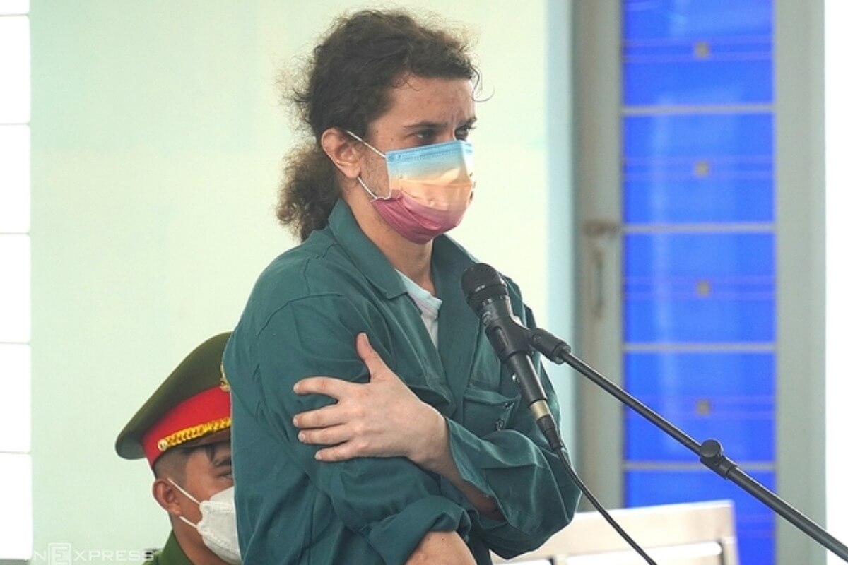 大麻栽培のロシア人、7ヶ月懲役の実刑判決　ベトナム中部