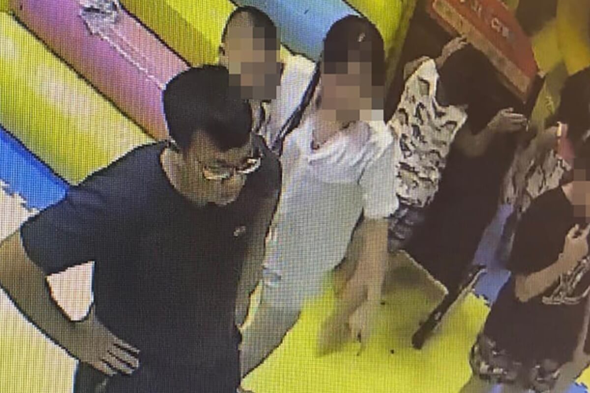 ハノイ市の男性、キッズスペースで4歳女児を暴行