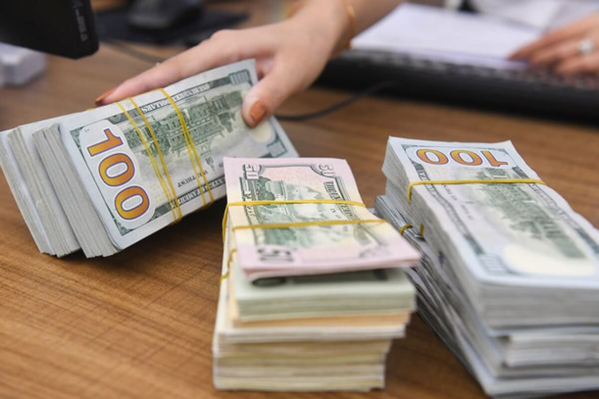 ベトナム国家銀行、米国の金利上昇を受け外貨売りを加速