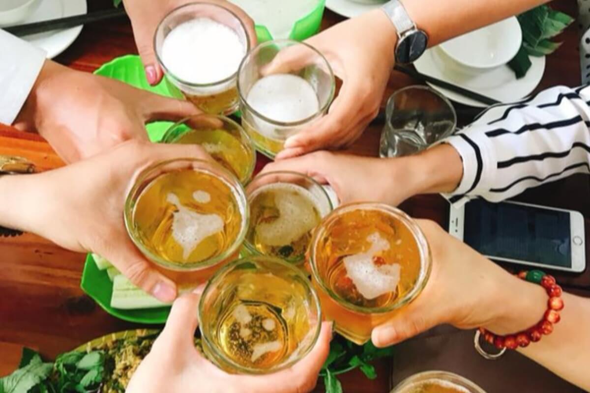 女性3人が米酒の大量飲酒後に死亡、工業用アルコールが原因か