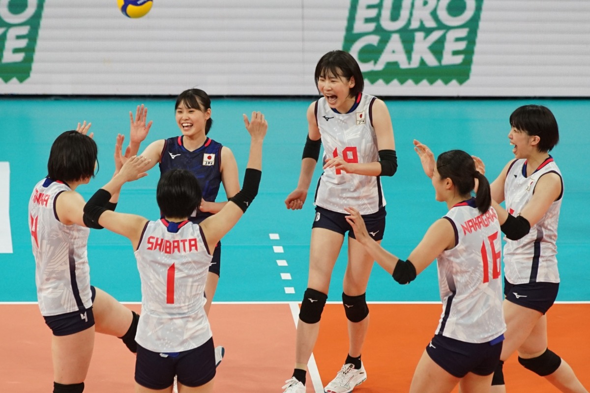 アジア女子バレー準決勝、3−1で日本がベトナムに勝利