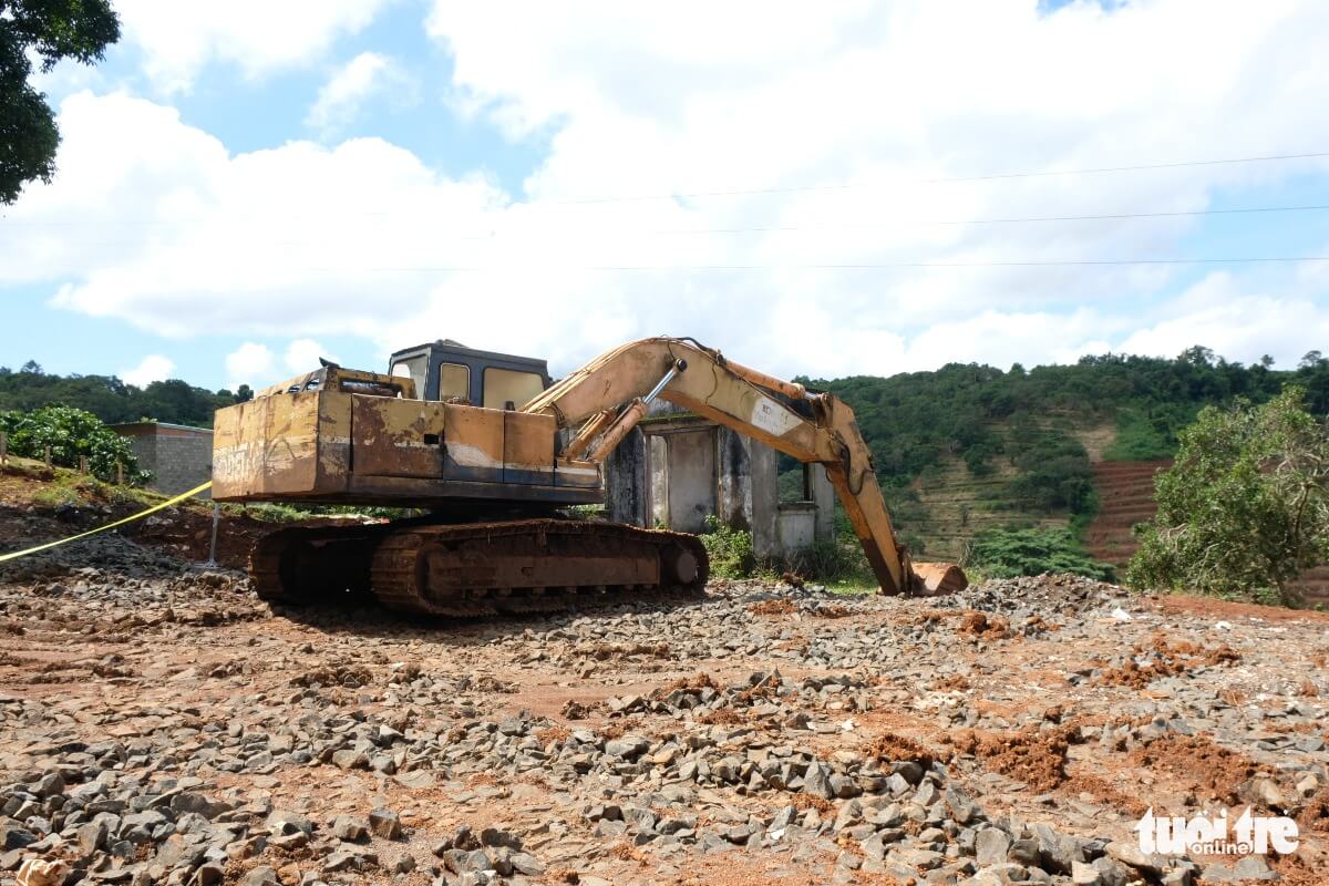 農村で違法な医療廃棄物埋立地を発見、ホーチミン市の男性が関与か