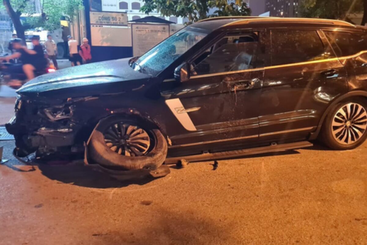 ハノイで飲酒運転の大学職員がひき逃げ、4人負傷