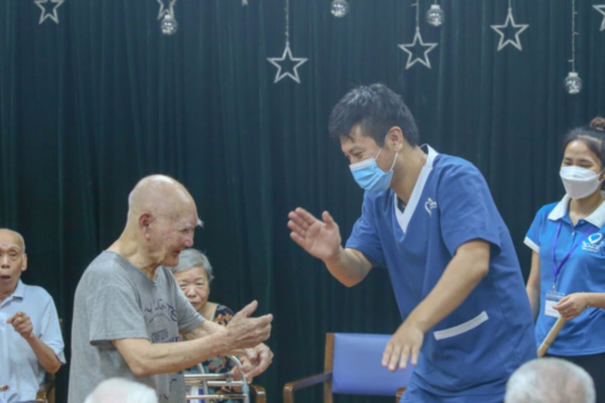 日越経済連携協定、240人の看護師・介護福祉士候補者の募集を開始