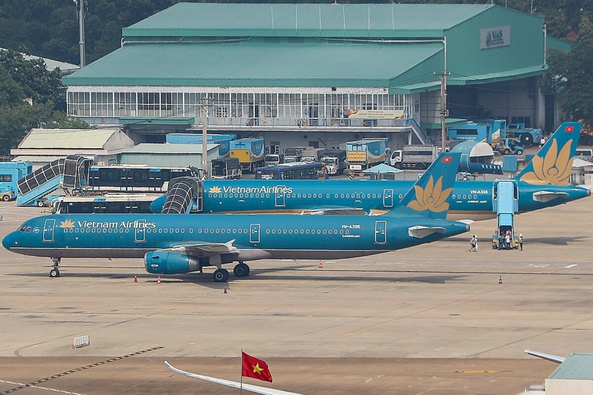 ベトナム航空ホーチミン〜ハノイ便、乗客保護でUターン