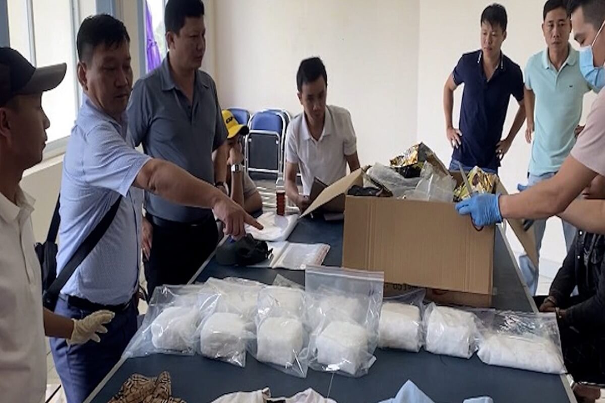 報酬1億ドンでケタミン30キロをホーチミン市へ密輸、男性2人逮捕