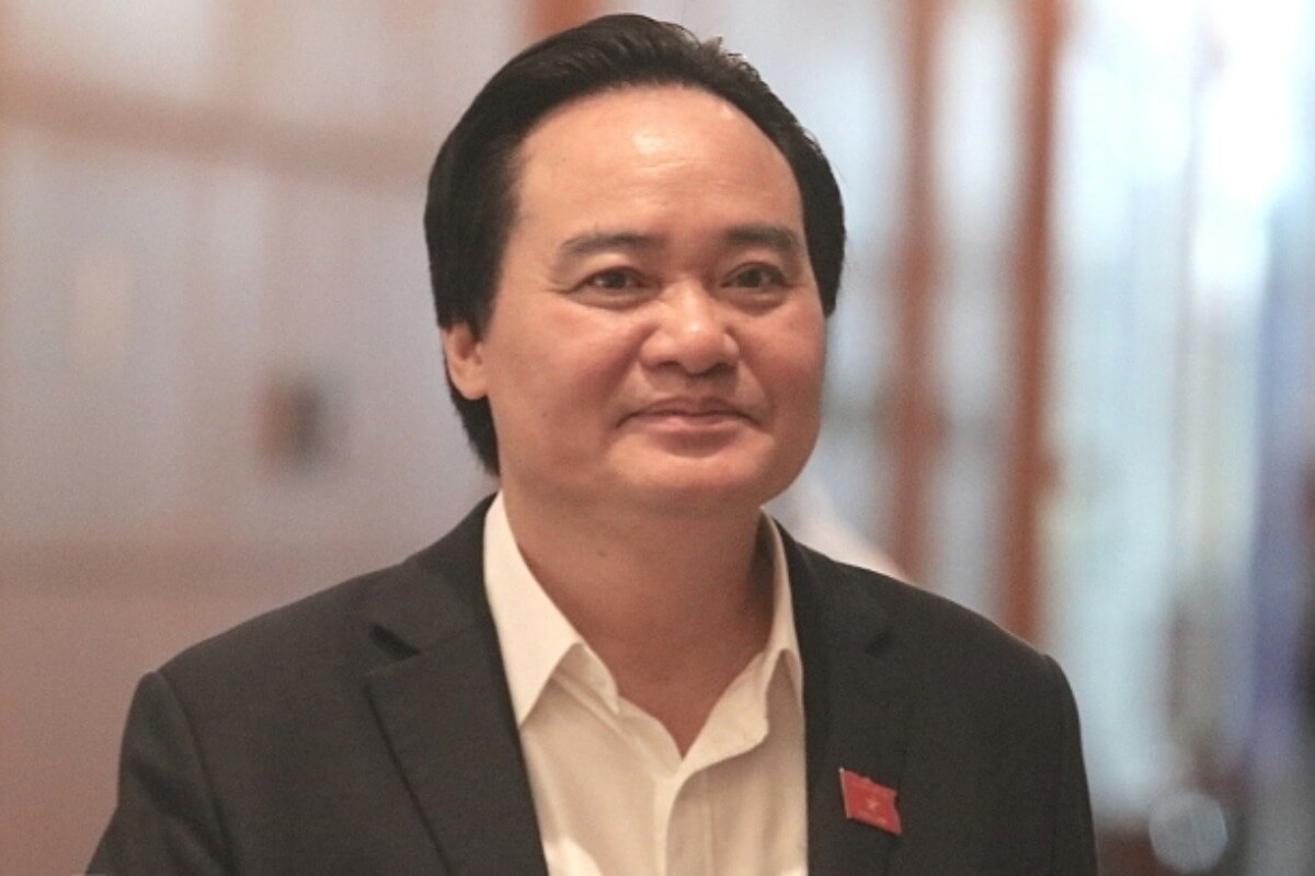 中央執行委員会事務局、前教育訓練相に対して公式警告を発表