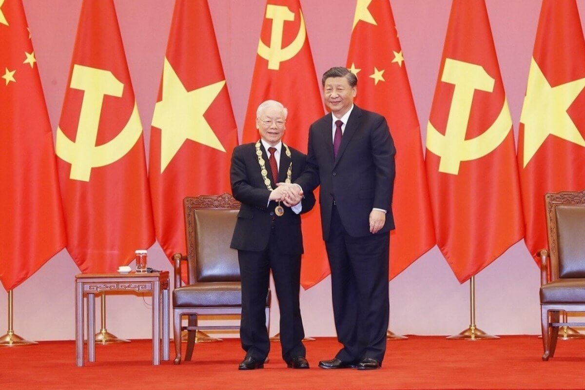 ベトナムと中国の共同声明、協力関係強化で一致