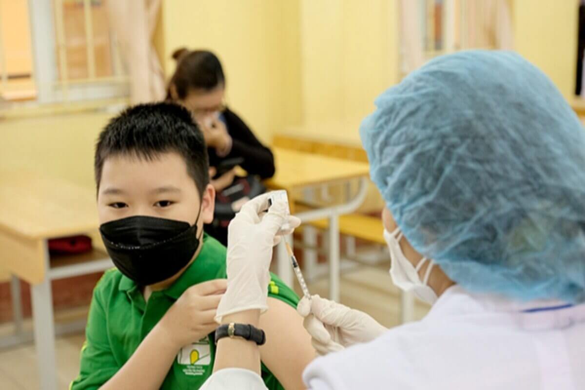 ベトナム：新型コロナ感染者358人、前日比69人減　27日