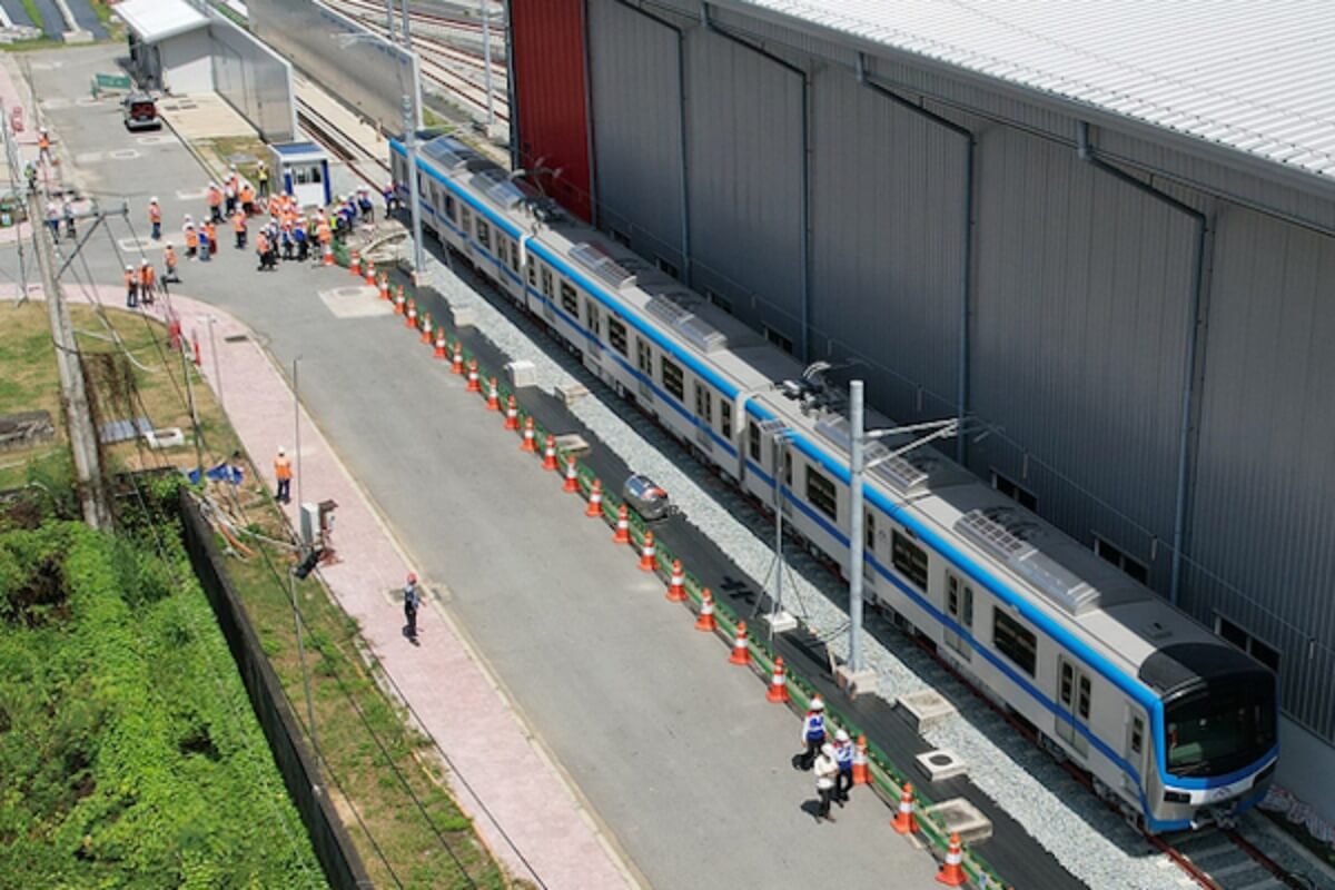 ホーチミン市メトロ1号線、クリスマス前に高架を試運転